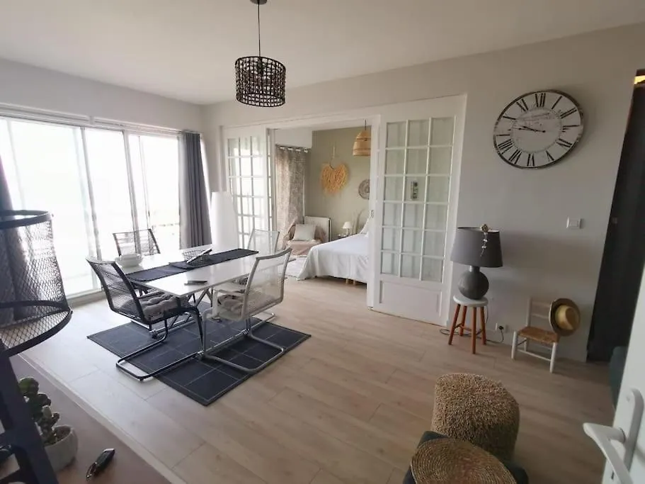 Appartement Face Ocean Chambre D Amour, Prix Degressif Selon Duree Anglet 0*,  France